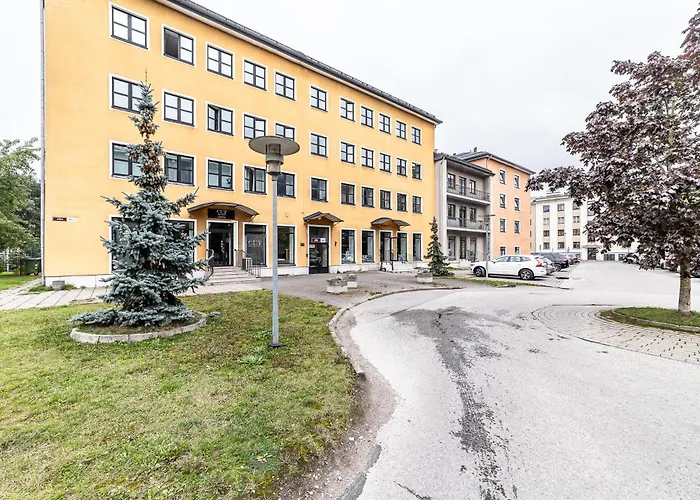 Dana-entire Very Quiet And 2