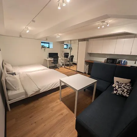 Dana-entire Very Quiet And 2 Apartment